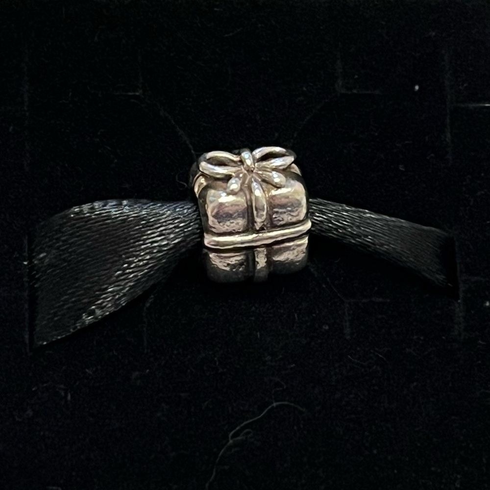 Retired Pandora Gift Box Charm